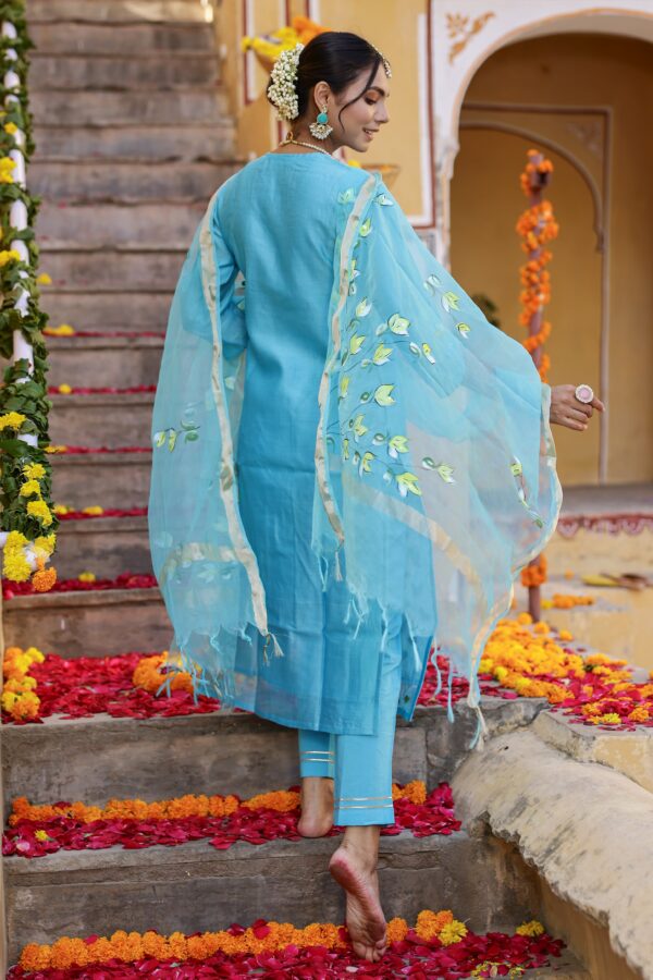 "Falak" Hand Painted Chanderi Suit Set (3pc) - Image 4