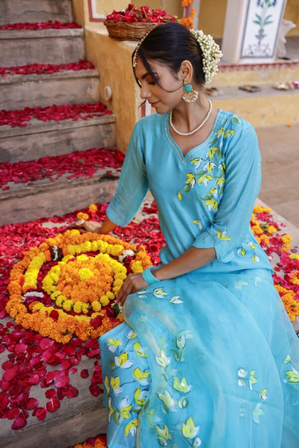 "Falak" Hand Painted Chanderi Suit Set (3pc) - Image 5