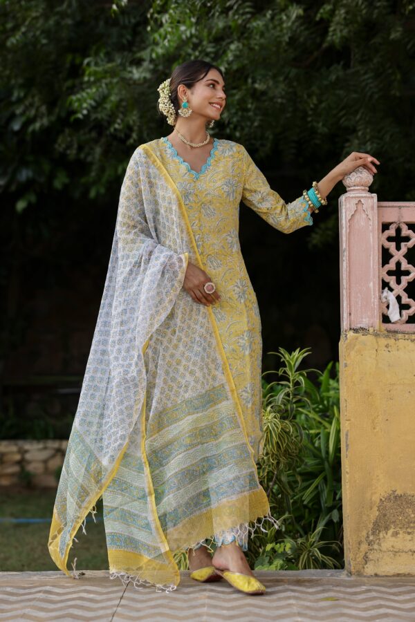 "Zuri" Kota Doriya Suit Set with dupatta(3pc) - XXL - Image 5