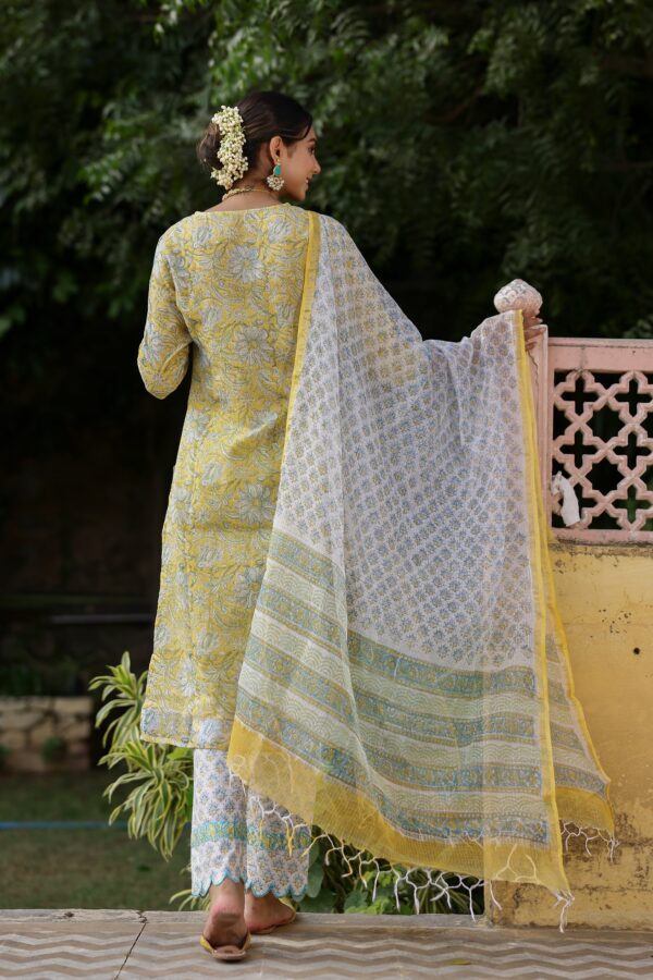 "Zuri" Kota Doriya Suit Set with dupatta(3pc) - XXL - Image 3