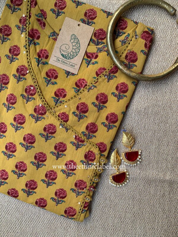 "Aarya" Angrakha Cotton kurta - Image 2