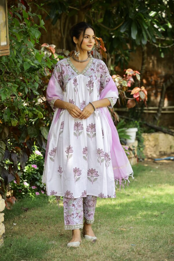 "Fiza" Mughal Hand Block Printed Purple White suit set - Image 3