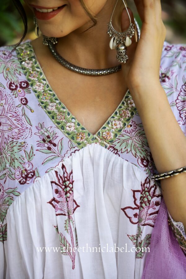 "Fiza" Mughal Hand Block Printed Purple White suit set - Image 9