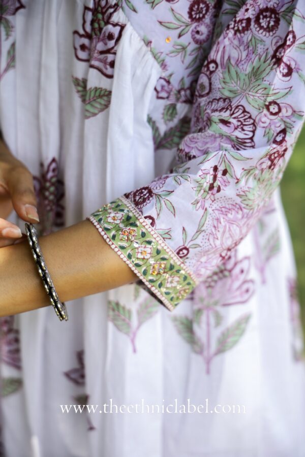 "Fiza" Mughal Hand Block Printed Purple White suit set - Image 5