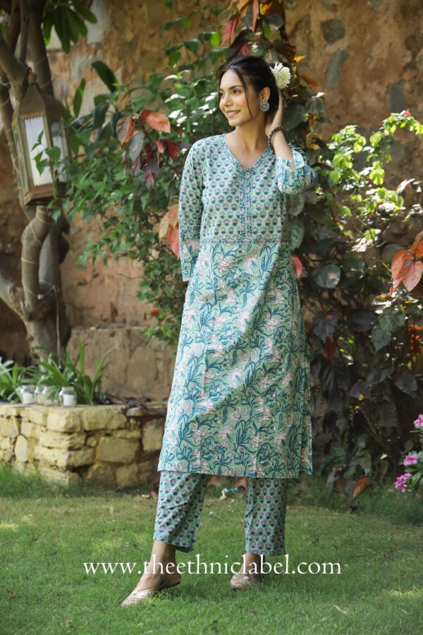 "Sakhi" Sea Green Hand Block Printed Cotton Kurta Pant Set(2 pc) - Image 3