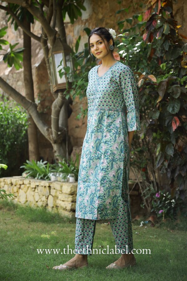 "Sakhi" Sea Green Hand Block Printed Cotton Kurta Pant Set(2 pc) - Image 4