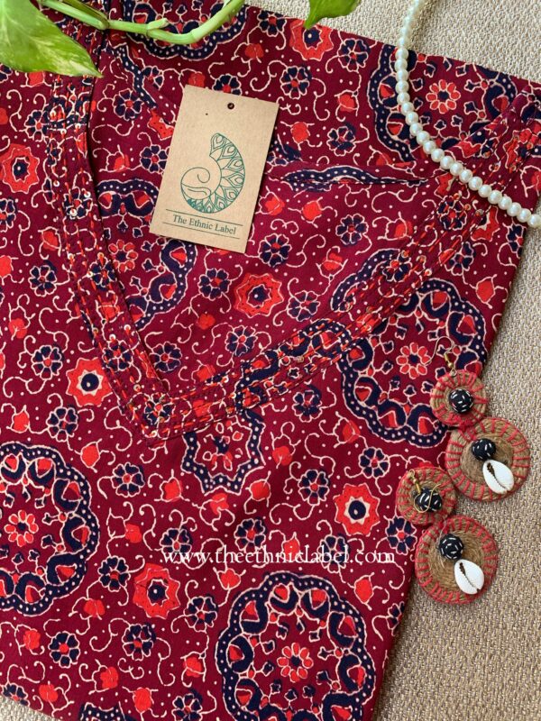 "Vayu" Red Kantha Cotton kurta - Big Size - Image 3