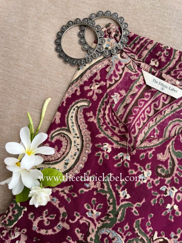 "Sarika" Magenta Cotton Kurta Set(2pc) - Image 4