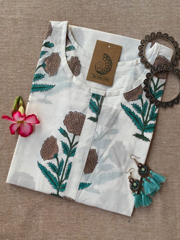 White Mughal Sea Green Boota Hand Block Printed Cotton Kurta- XL