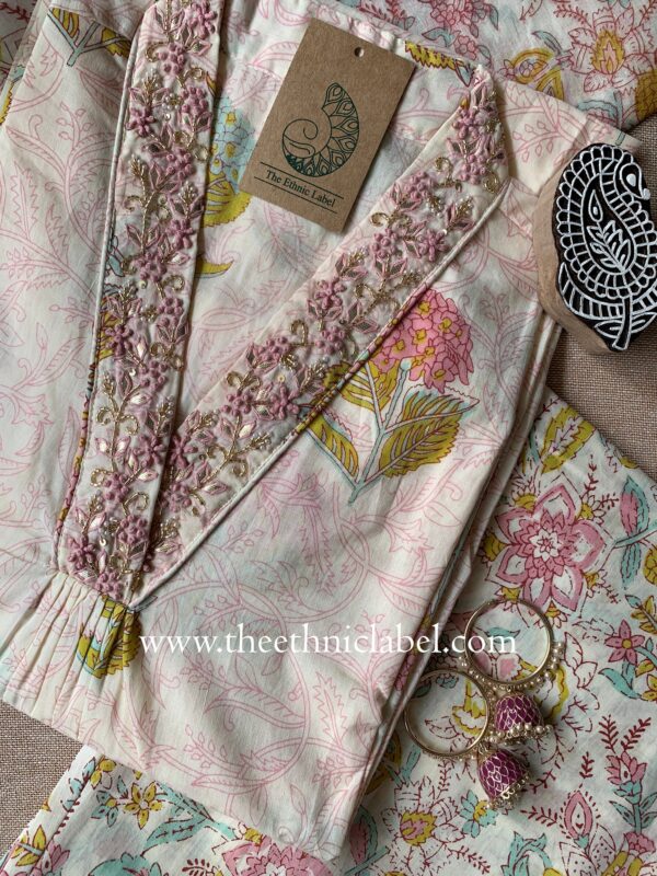 "Sumiran" Cotton Kurta Set(3pc) - Image 2