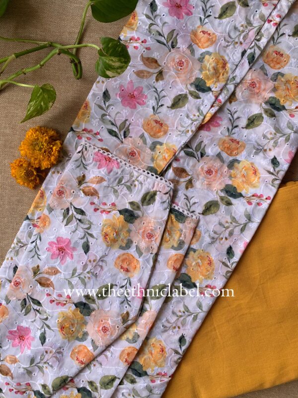 "Virali" Chikankari Kurta with Pants (2pc) - Image 3