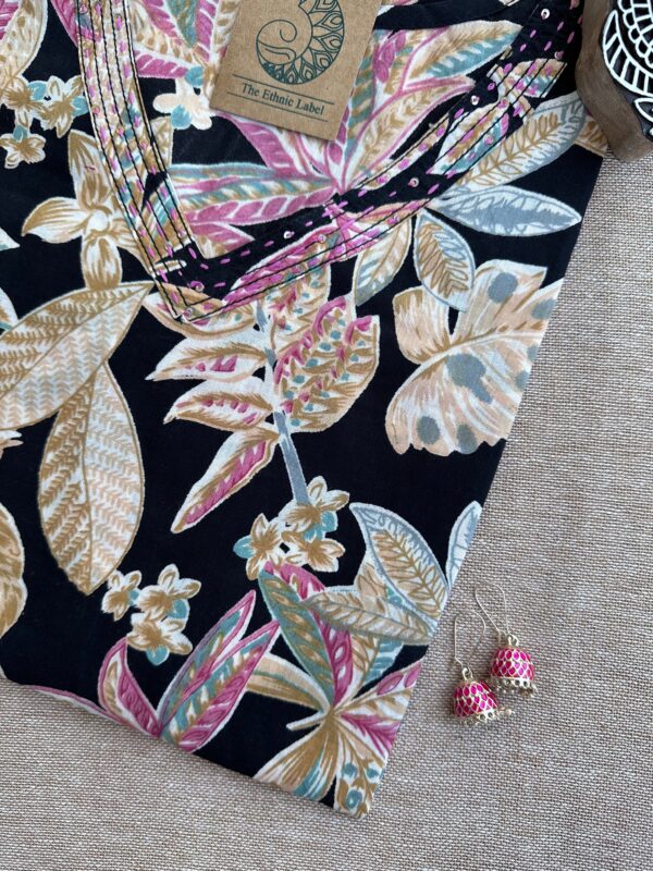 Aanya Floral Hand Block Printed Cotton kurta - Image 3