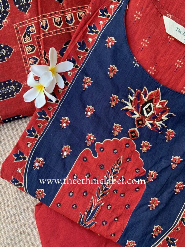 "Barkha" Jhanrokha Cotton Kurta Set(3pc) - Image 2