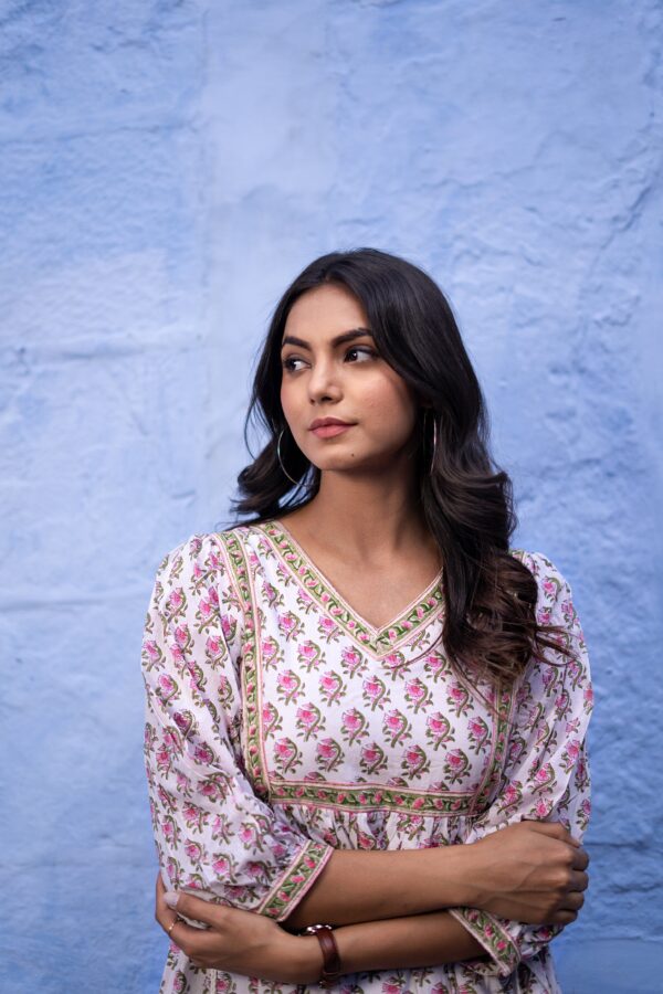 White Floral ‘Fine & Feminine’ Cotton Dress - Image 2