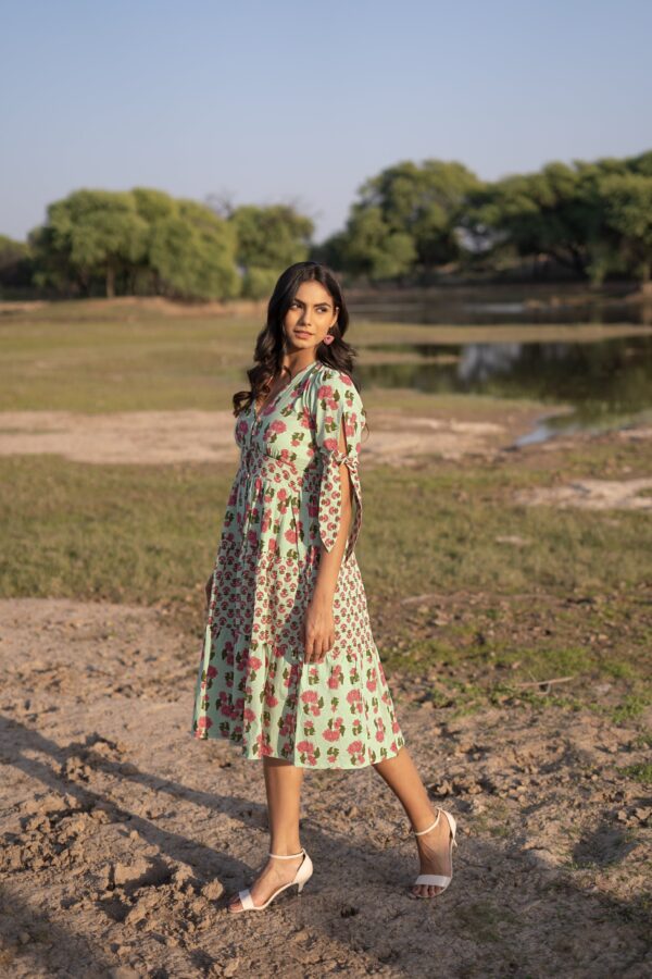 Pista Green Multi Print ‘Magnificent’ Cotton Dress - M - Image 2