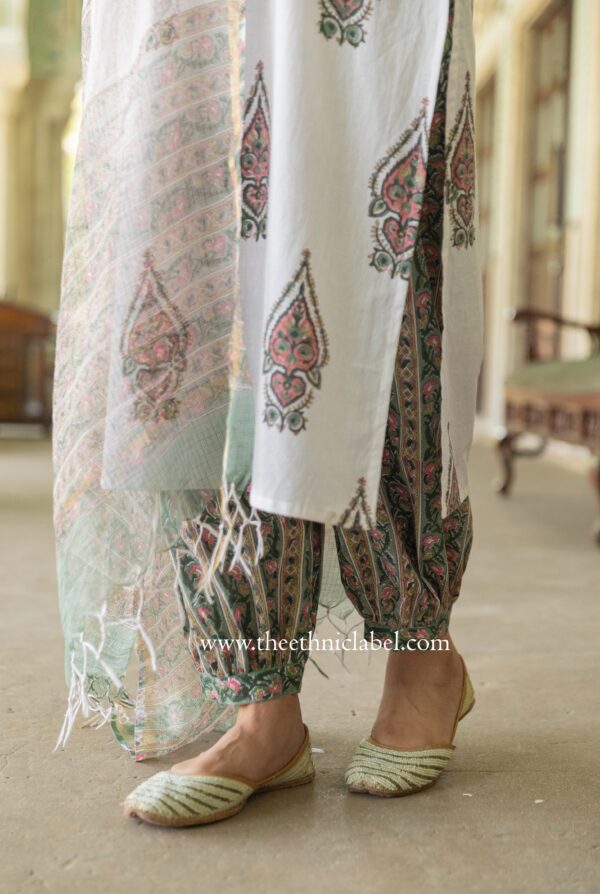 "Zoya" Cotton Kurta Set with Kota Doria Dupatta(3pc) - Image 7