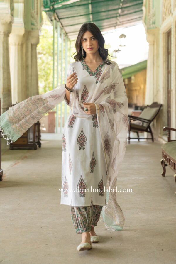 "Zareen" Hand block printed Cotton Kurta - Image 6