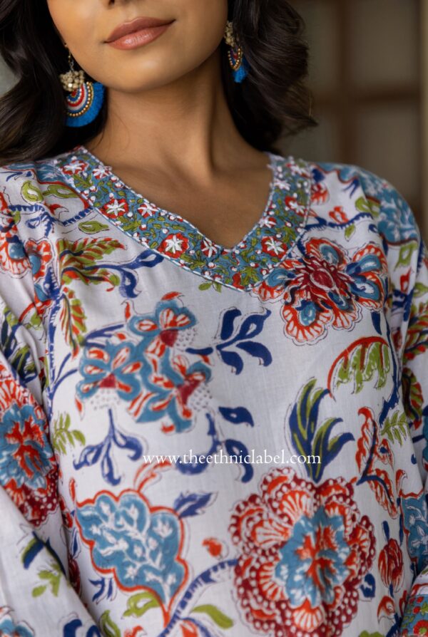 "Hasrat" Cotton Kurta Set with Kota Doria Dupatta(3pc) - Image 4