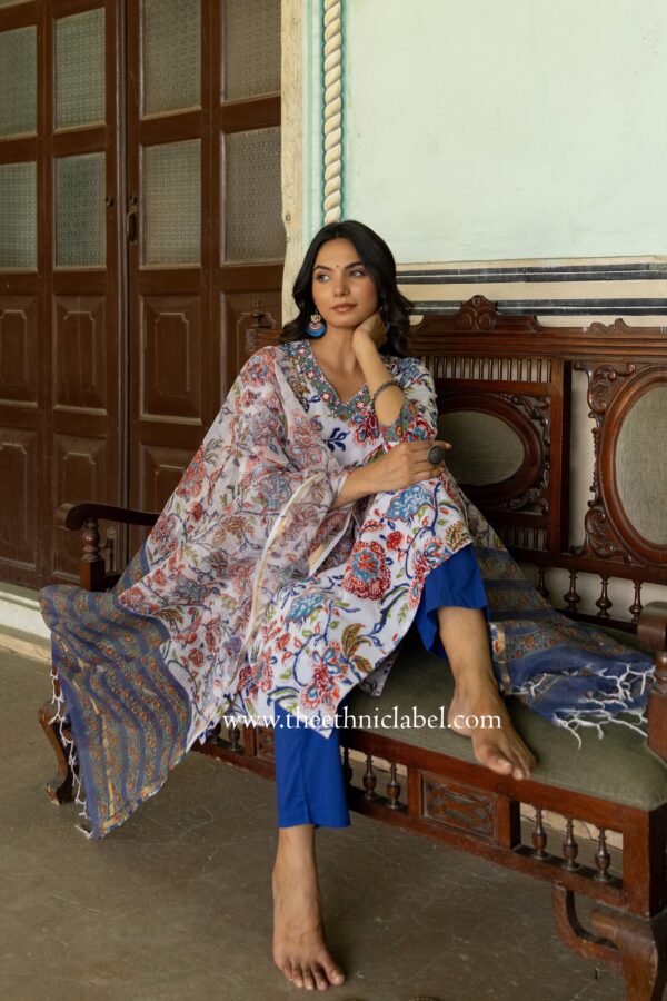"Hasrat" Cotton Kurta Set with Kota Doria Dupatta(3pc) - Image 9