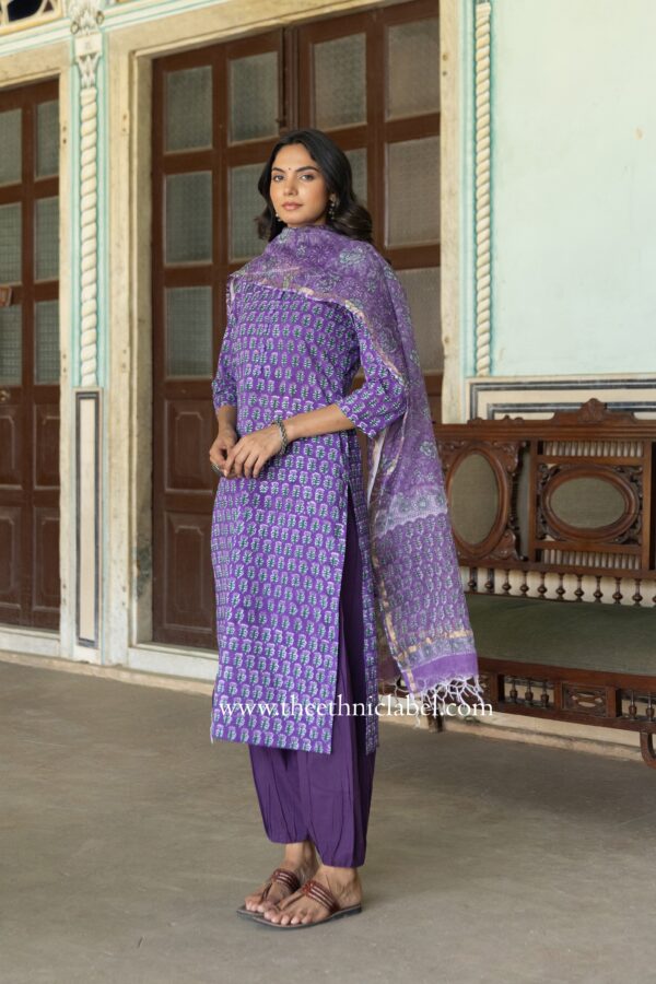 "Panghat" hand Block Printed Cotton kurta with Dupatta-2pc - Image 4