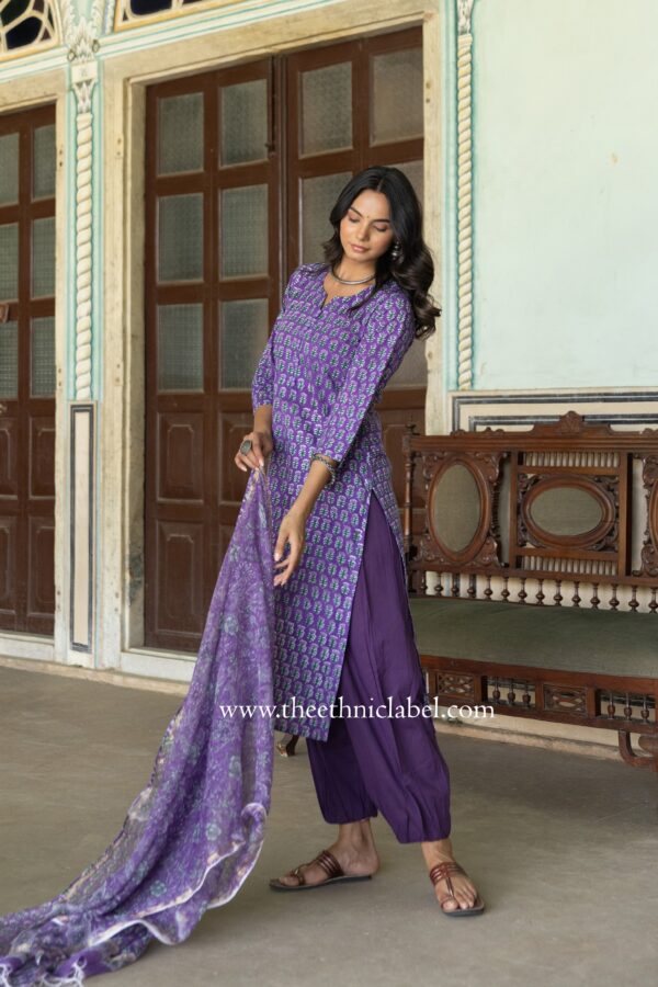 "Panghat" hand Block Printed Cotton kurta with Dupatta-2pc - Image 5