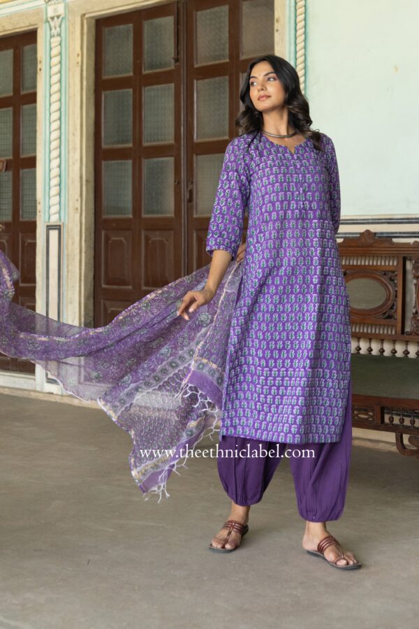 "Panghat" hand Block Printed Cotton kurta with Dupatta-2pc - Image 3