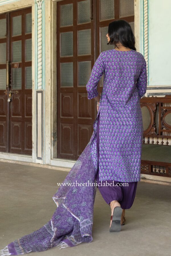 "Panghat" hand Block Printed Cotton kurta with Dupatta-2pc - Image 8
