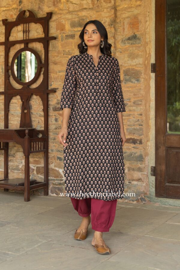 "Sukanya" Collared Cotton kurta - Image 2