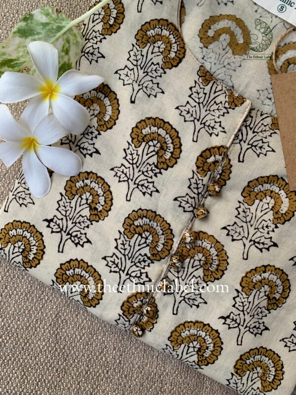 "Dharti" Bagru Print Hand Block Printed Cotton Kurta - Image 3