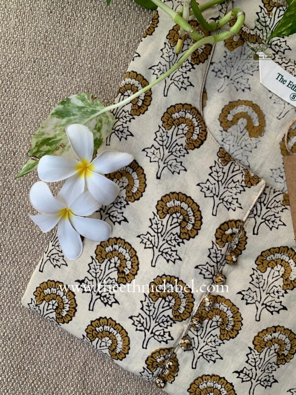 "Dharti" Bagru Print Hand Block Printed Cotton Kurta - Image 4