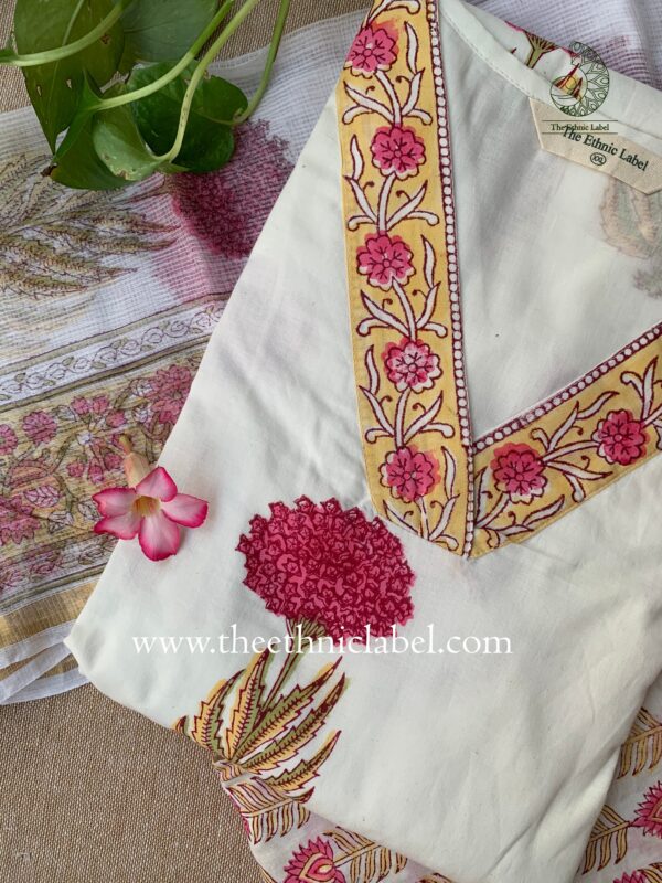 "Ayesha" Cotton Kurta Set with Kota Doria Dupatta(3pc) - Image 4