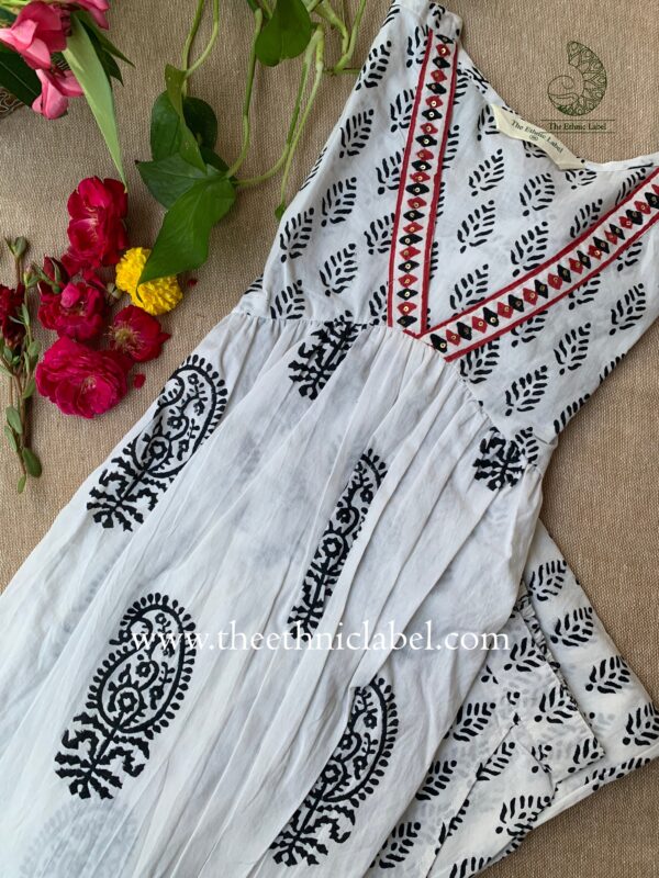 "Jiya" Cotton Kurta Pant Set (2pc) - Image 7