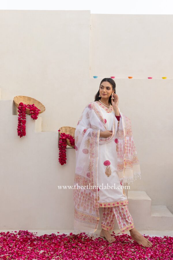 "Aisha" Cotton Kurta Set with Kota Doria Dupatta(3pc) - Image 3