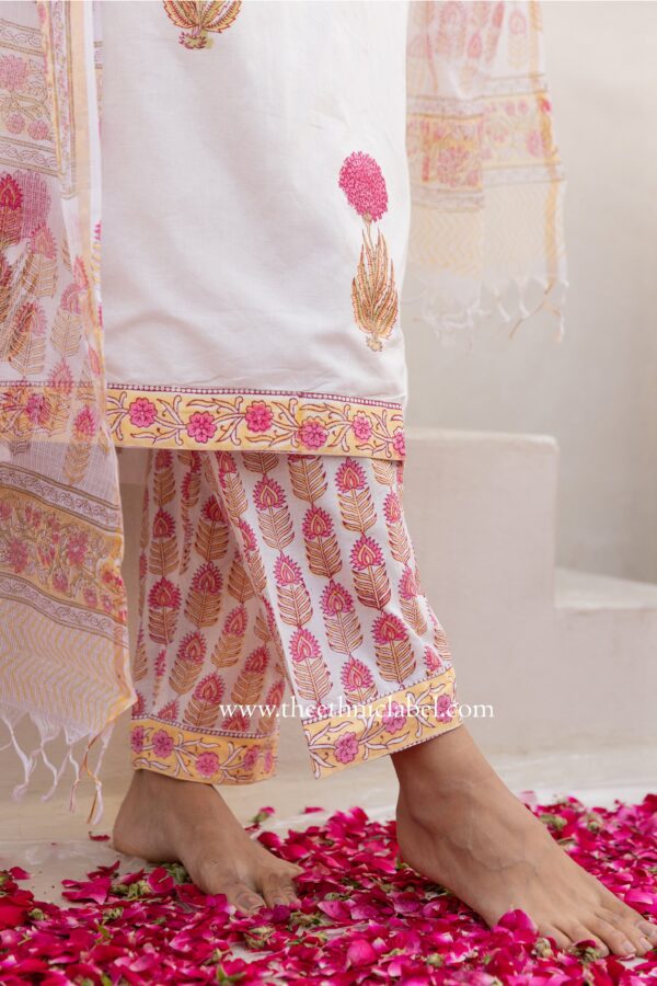 "Aisha" Cotton Kurta Set with Kota Doria Dupatta(3pc) - Image 4