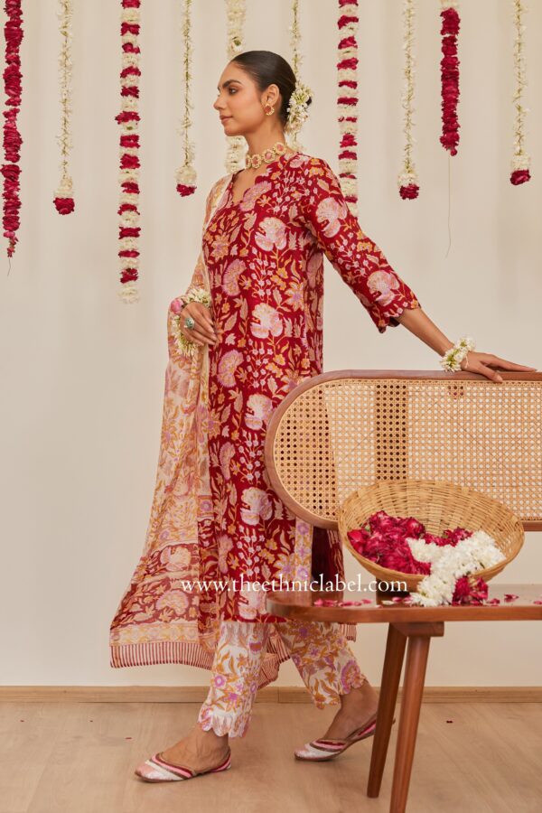 "Vedika" Red Scalloped Hand Block Printed Chanderi Suit Set (3pc) - Image 8