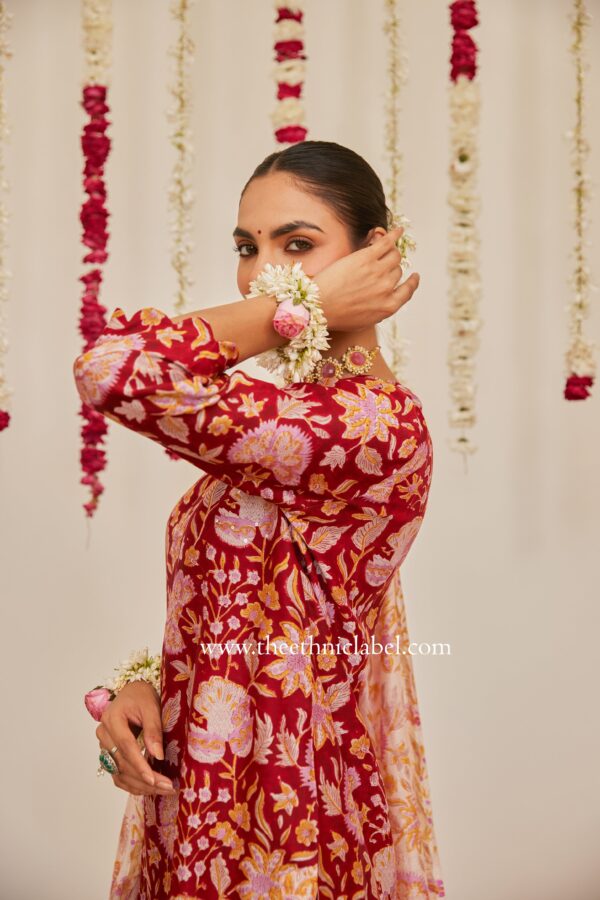 "Vedika" Red Scalloped Hand Block Printed Chanderi Suit Set (3pc) - Image 5
