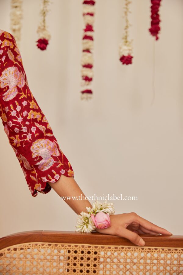"Vedika" Red Scalloped Hand Block Printed Chanderi Suit Set (3pc) - Image 7