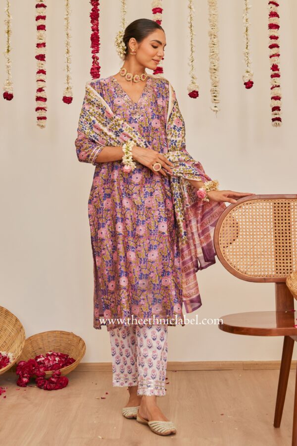 "Pari" Purple Hand work Chanderi Suit Set(3pc) - Image 3